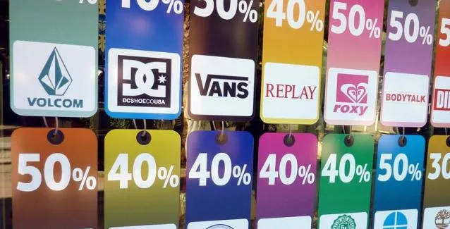 Ξεκινούν οι χειμερινές εκπτώσεις – Πόσο θα διαρκέσουν