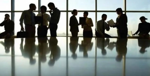 Οι “τεμπέληδες του νότου” δουλεύουν περισσότερο από κάθε άλλο Ευρωπαίο