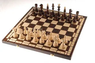 Το ρομπότ που παίζει σκάκι από την ομάδα Hyperion Robotics του Πολυτεχνείου Κοζάνης