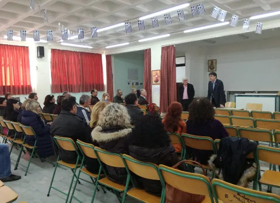 O Υφυπουργός Παιδείας Δημήτρης Μπαξεβανάκης σε σχολικές μονάδες της Πάτρας