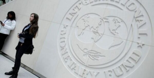 ΔΝΤ: Ισχυρή η παγκόσμια οικονομία