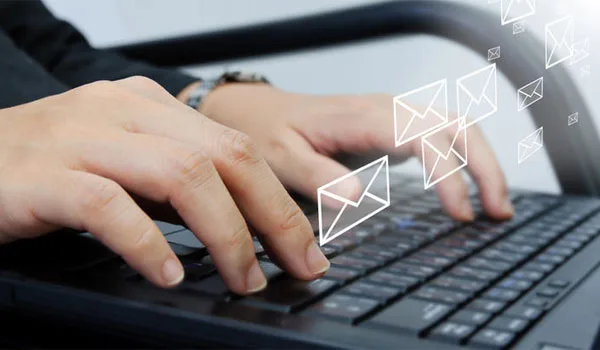 Πότε η εφορία θα τηλεφωνεί και πότε θα στέλνει sms