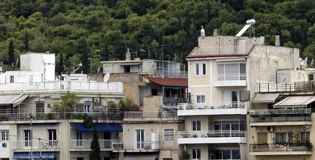 Και κάτω από την εμπορική αξία θα εκποιούνται τα ακίνητα