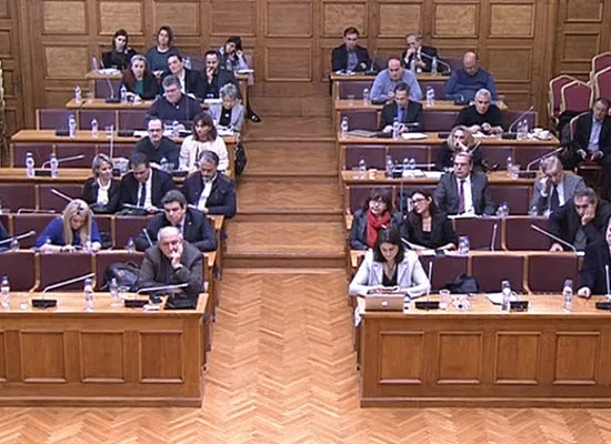 Live: Η Διαρκής Επιτροπή Μορφωτικών Υποθέσεων