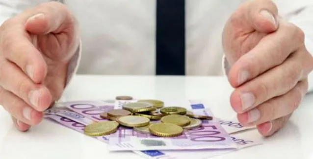 Μισθός κάτω από 400 ευρώ για 3 στους δέκα εργαζόμενους