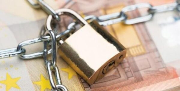 Πάνω από 175.000 κατασχέσεις το 2017 – Τα χρέη έφτασαν τα 101,9 δισ. ευρώ