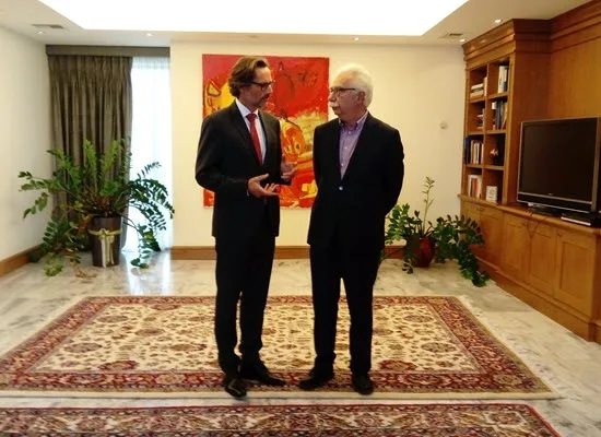 Συνάντηση Κώστα Γαβρόγλου με τον Πρέσβη της Γερμανίας στην Αθήνα Jens Plötner