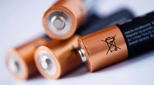 Δημιουργήθηκε η πρώτη  επαναφορτιζόμενη μπαταρία πρωτονίων χωρίς λίθιο