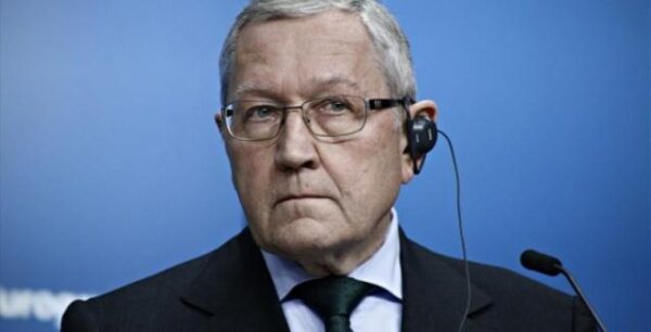 Ενδεχόμενη αύξηση του κατώτατου μισθού, σύμφωνα με τον Κλ. Ρέγκλινγκ