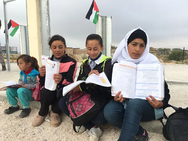 Κατεδάδισαν το σχολείο που χτίστηκε απο την πρωτοβουλία “Ένα σχολείο για τη Γάζα”