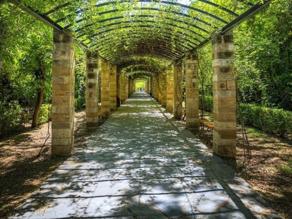 Από το καλοκαίρι νέες ψηφιακές εφαρμογές στον Εθνικό Κήπο και το εμπορικό τρίγωνο της Αθήνας