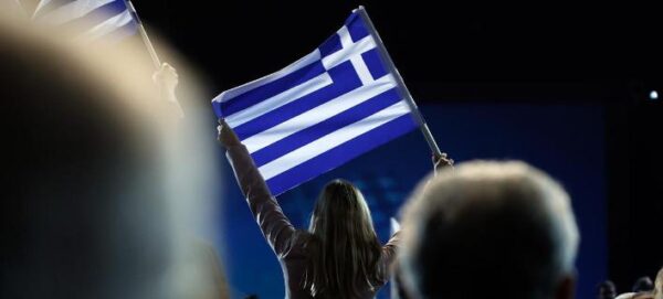 Die Zeit: Αρκετά πια με τους ελέγχους της Ελλάδας