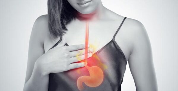 Έχετε καούρες; Τί πρέπει να βγάλετε από τη διατροφή σας