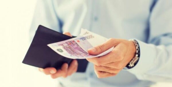 «Βασιλιάς» τα μετρητά στις προτιμήσεις των καταναλωτών