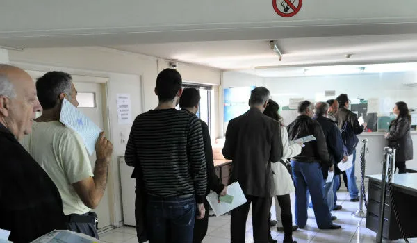 Νέα ρύθμιση για διαγραφή οφειλών στον ΟΑΕΕ – Ποιούς αφορά