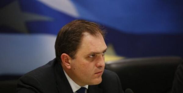 ΑΑΔΕ: Θα ψάχνουν τους φοροφυγάδες και μέσω social media