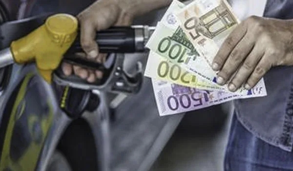 Είμαστε η 6η ακριβότερη χώρα στον πλανήτη στην τιμή της βενζίνης