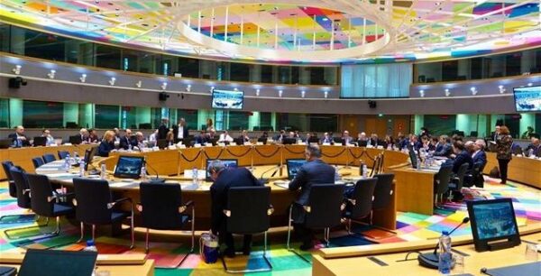 Η Ελλάδα πρώτο θέμα στην ατζέντα του Eurogroup