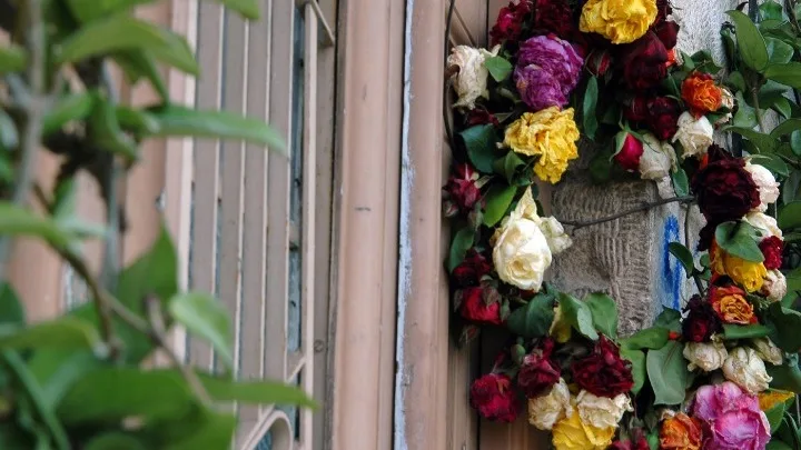 Το μαγιάτικο στεφάνι, σύμβολο νίκης της φύσης