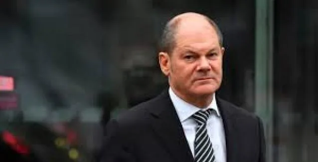 Σολτς για το ελληνικό χρέος: «Με την εποπτεία εξασφαλίζουμε συνέχιση των μεταρρυθμίσεων»