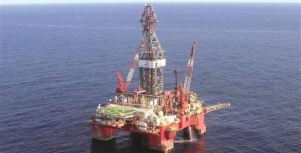 Επιμένουν κοντά στα 75 δολάρια οι τιμές του πετρελαίου