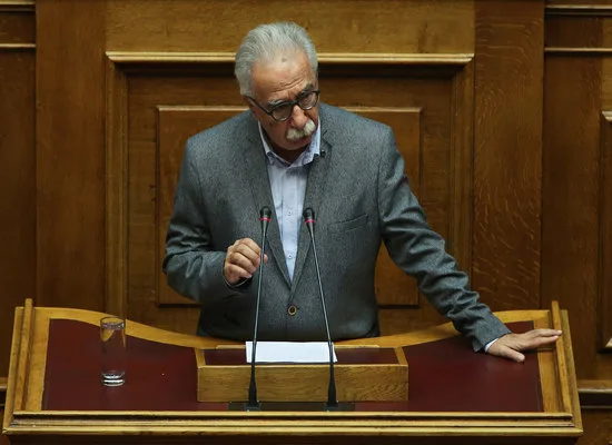 Οι απαντήσεις του Υπουργού Παιδείας σε Επίκαιρες Ερωτήσεις στη Βουλή (Βίντεο)