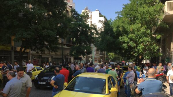 Χωρίς ταξί και την Πέμπτη η Αθήνα