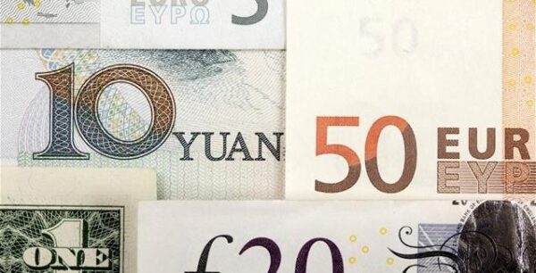 Αιμορραγία 45 δισ. δολαρίων στα ευρωπαϊκά funds από τα εμπορικά πυρά