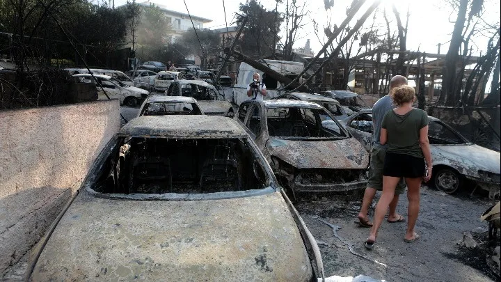 Στους 74 οι νεκροί και 187 οι τραυματίες από την πυρκαγιά στην Ανατολική Αττική