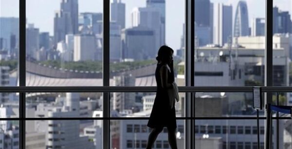 Άνοιγμα των επιχειρήσεων Δευτέρα 4 Μαϊου: Ωράριο και αποστάσεις ασφαλείας