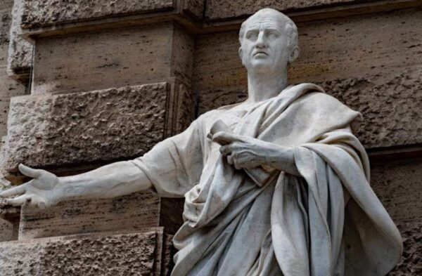 Κικέρων, ο καλύτερος σύμβουλος για να ομιλεί κανείς δημόσια