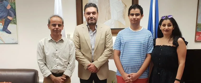 Ο Ιρανός μαθητής που κέρδισε με το σπαθί του την κυπριακή υπηκοότητα