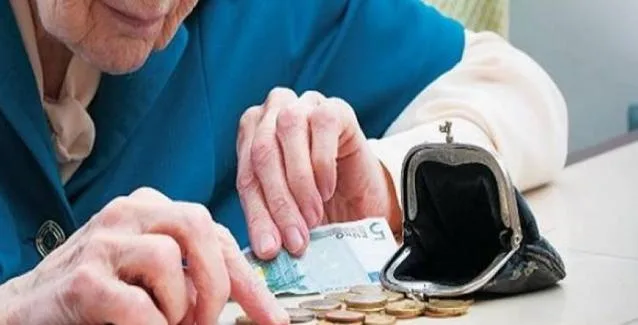 Αμετακίνητο το ΔΝΤ για τις μειώσεις στις συντάξεις