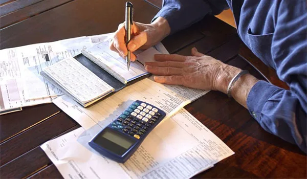 Οι μειωμένες εισφορές για ελ. επαγγελματίες, δικηγόρους, γιατρούς, αγρότες