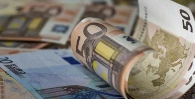 Το Δημόσιο άντλησε 812,5 εκατ. ευρώ μέσω τρίμηνων εντόκων γραμματίων