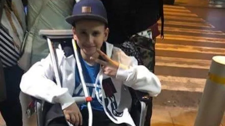 Κοζάνη: Με αγκαλιές υποδέχτηκαν τον 14χρονο Αλέξανδρο οι συμμαθητές του