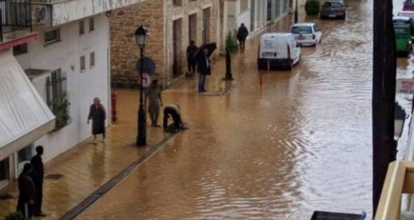 Σοβαρές ζημιές αφήνει ο «Ζορμπάς» σε Εύβοια και Φθιώτιδα