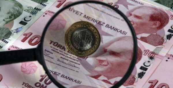 Μόνο σε τουρκικές λίρες οι πωλήσεις και μισθώσεις και ακινήτων με εντολή Ερντογάν