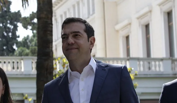 Τσίπρας: Να κερδίσουμε τη μάχη του «brain gain» και της Παιδείας