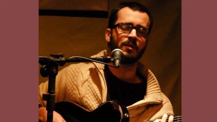 Αργεντινή: Καθηγητής απολύθηκε από Καθολικό Λύκειο γιατί χρησιμοποιούσε λέξεις που εξαλείφουν τη διάκριση των φύλων