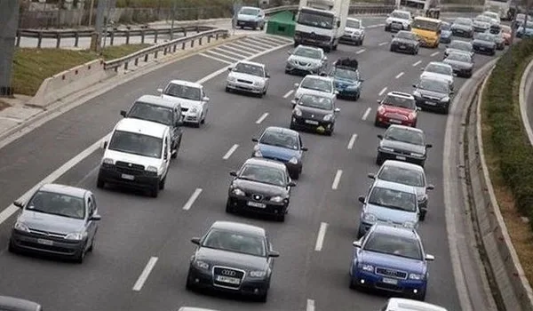 Απόφαση της ΕΕ: Αλλάζουν τα δεδομένα στην οδήγηση