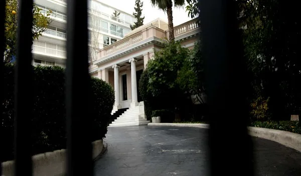 Στην Κομισιόν οι προϋπολογισμοί των 19 της Ευρωζώνης – σύσκεψη στο Μαξίμου