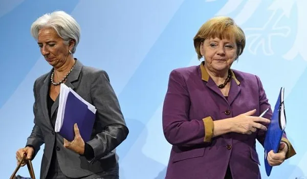 Αγώνας δρόμου για τη μη περικοπή των συντάξεων