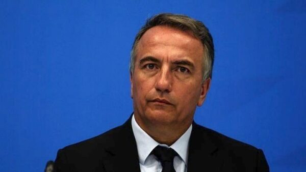 “Να καταργηθεί ο νόμος του ασύλου στα πανεπιστήμια με τη σημερινή του μορφή”