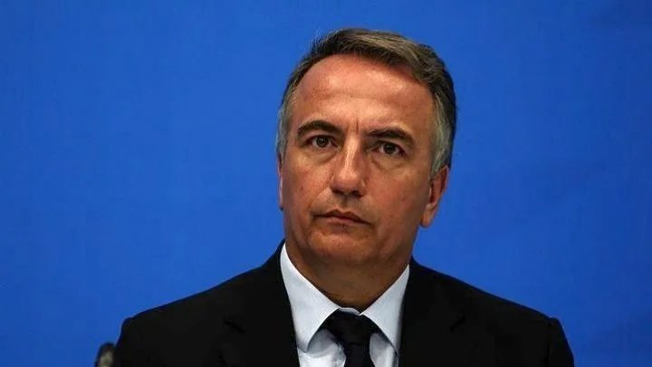 “Να καταργηθεί ο νόμος του ασύλου στα πανεπιστήμια με τη σημερινή του μορφή”