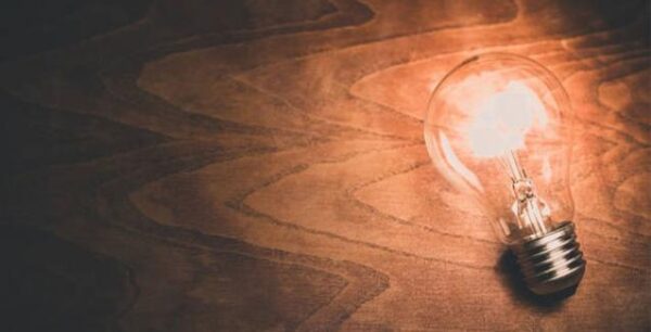 ΔΕΗ: Ξεκινά 1η Νοεμβρίου το χειμερινό ωράριο για το νυχτερινό τιμολόγιο