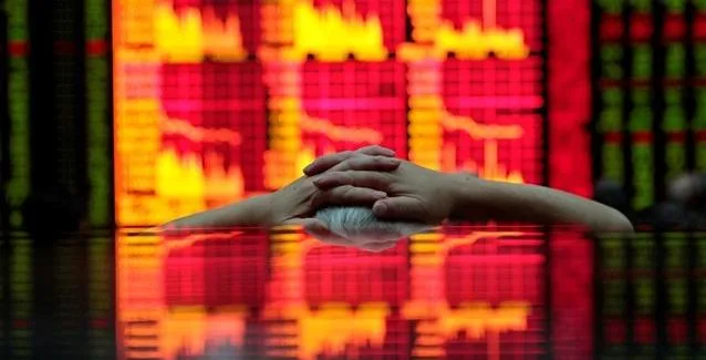 Στο κόκκινο η Ασία- μεγάλη πτώση για τις κινεζικές μετοχές
