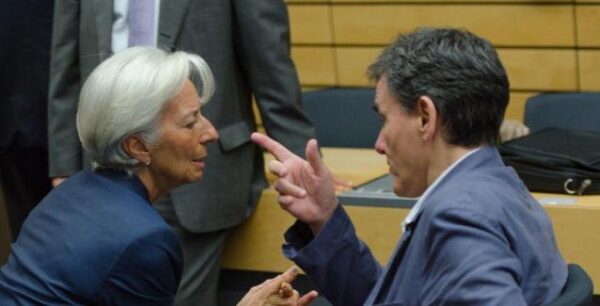 Απεγνωσμένες προσπάθειες Τσακαλώτου να πείσει τη Λαγκάρντ για τις συντάξεις