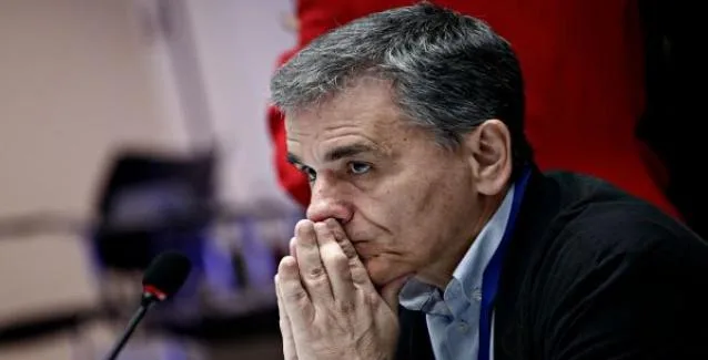 Παζάρια για τις συντάξεις – Δεν έχει κλειδώσει η μη περικοπή