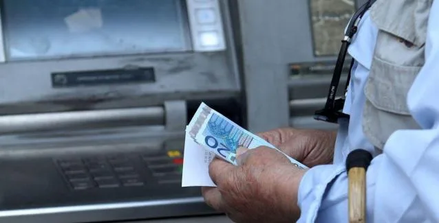 Οριστική η μη περικοπή των συντάξεων, σύμφωνα με ανώτερο αξιωματούχο της ΕΕ